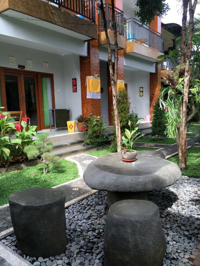 Couette-café Darta Green Garden
